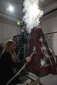 london-fashion-week-2016-backstage (2)