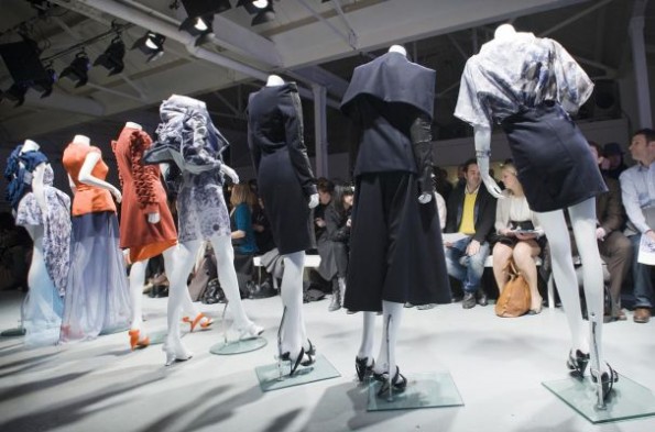 Ada Zanditon Presentation, AW11 OnOff