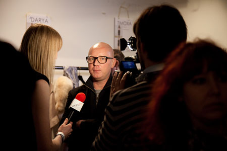 kas-graham-lfw-roksanda-ilincic-february-22-2010-01